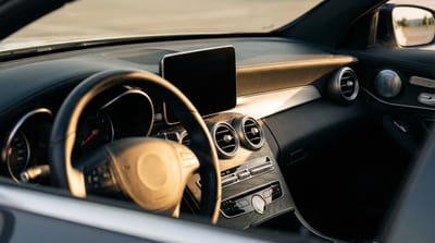 Aftermarket Wireless CarPlay Screens Are Quietly Becoming One of the Smartest Car Upgrades You Can Buy