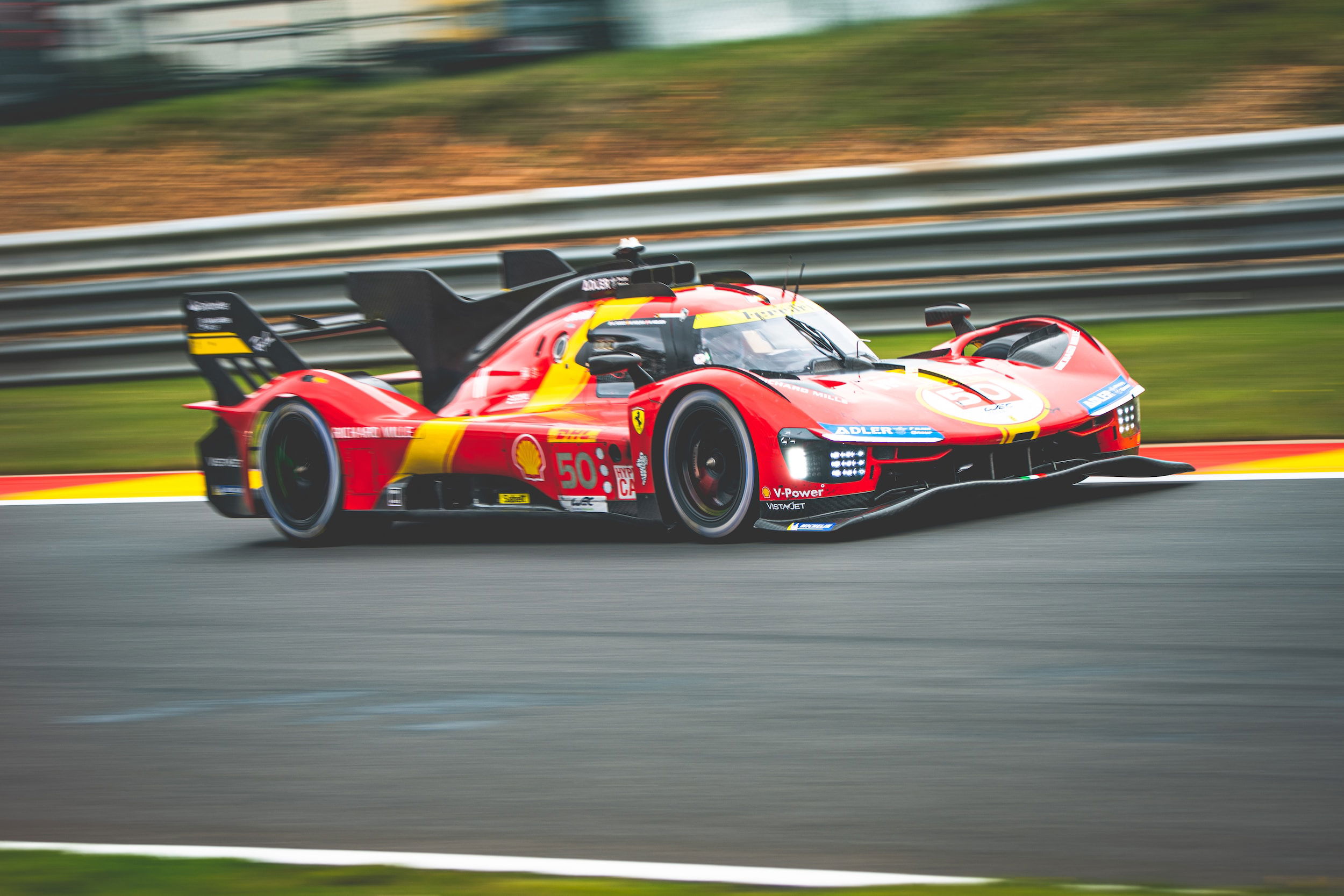 Le Mans hypercars top speeds.