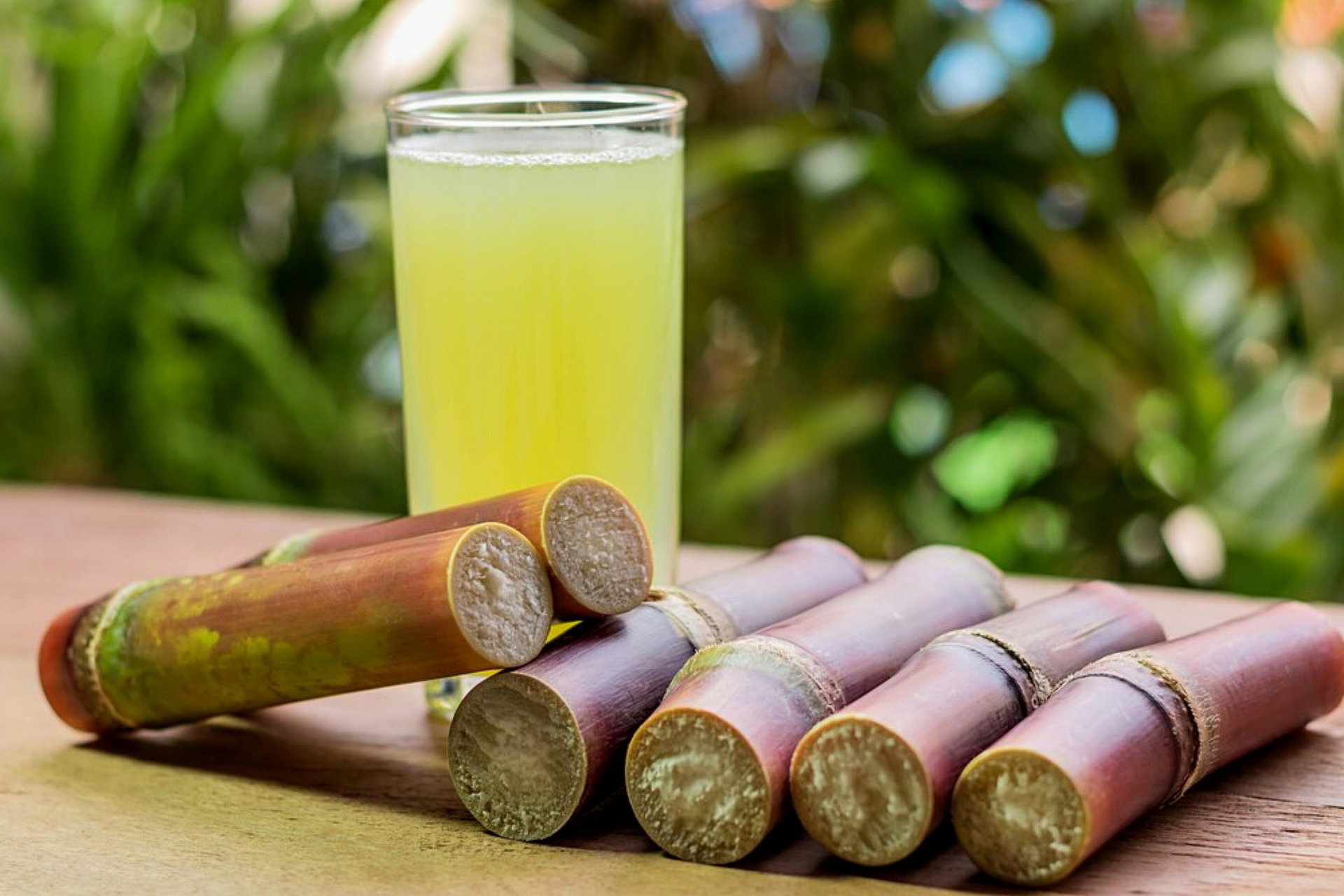 🚨 SOUTH AFRICA’S SUGAR IMPORTS SKYROCKET BY 160% AS CHEAP GLOBAL SUPPLIES FLOOD THE MARKET 📈🍬🌍💰📦www.afroworldagrifood.com