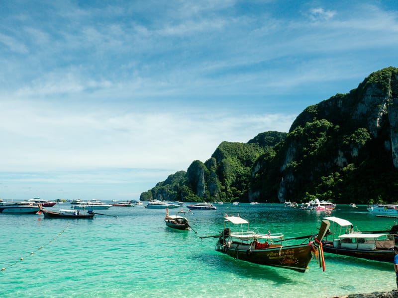 4 ISLAND FULL DAY LONG TAILS BOAT