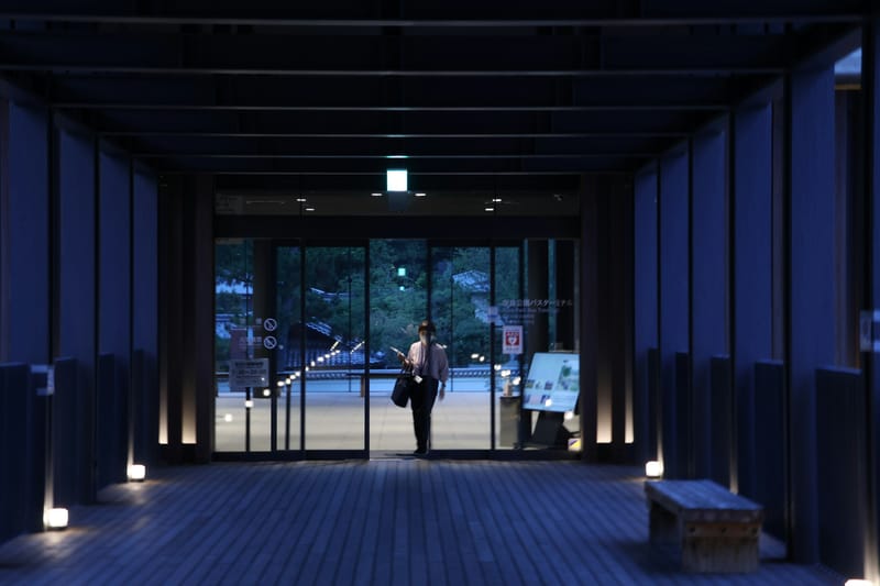 تركيب الأبواب الأوتوماتيكية