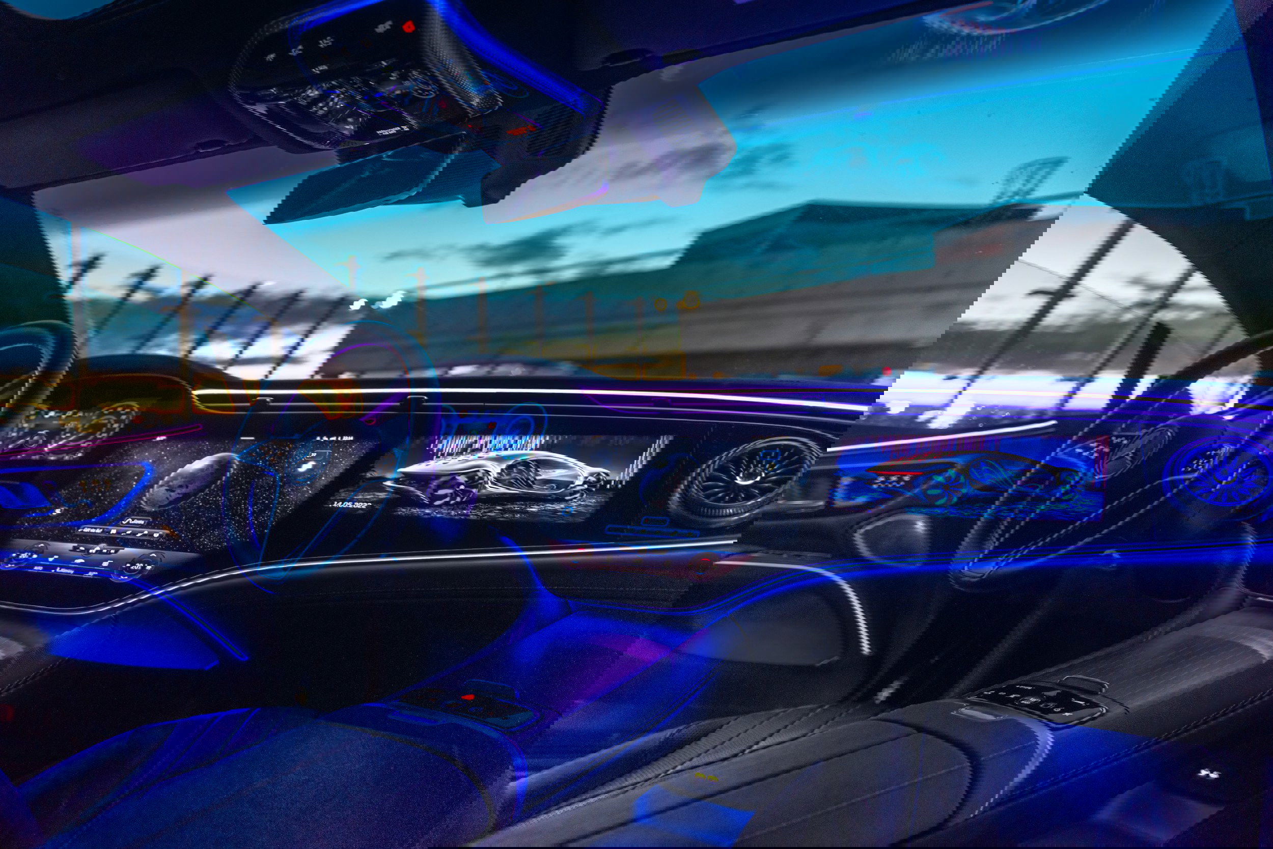 Cool Car Gadgets: interior lighting.