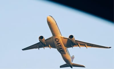 ¿Qatar Airways permite cambiar de vuelo?