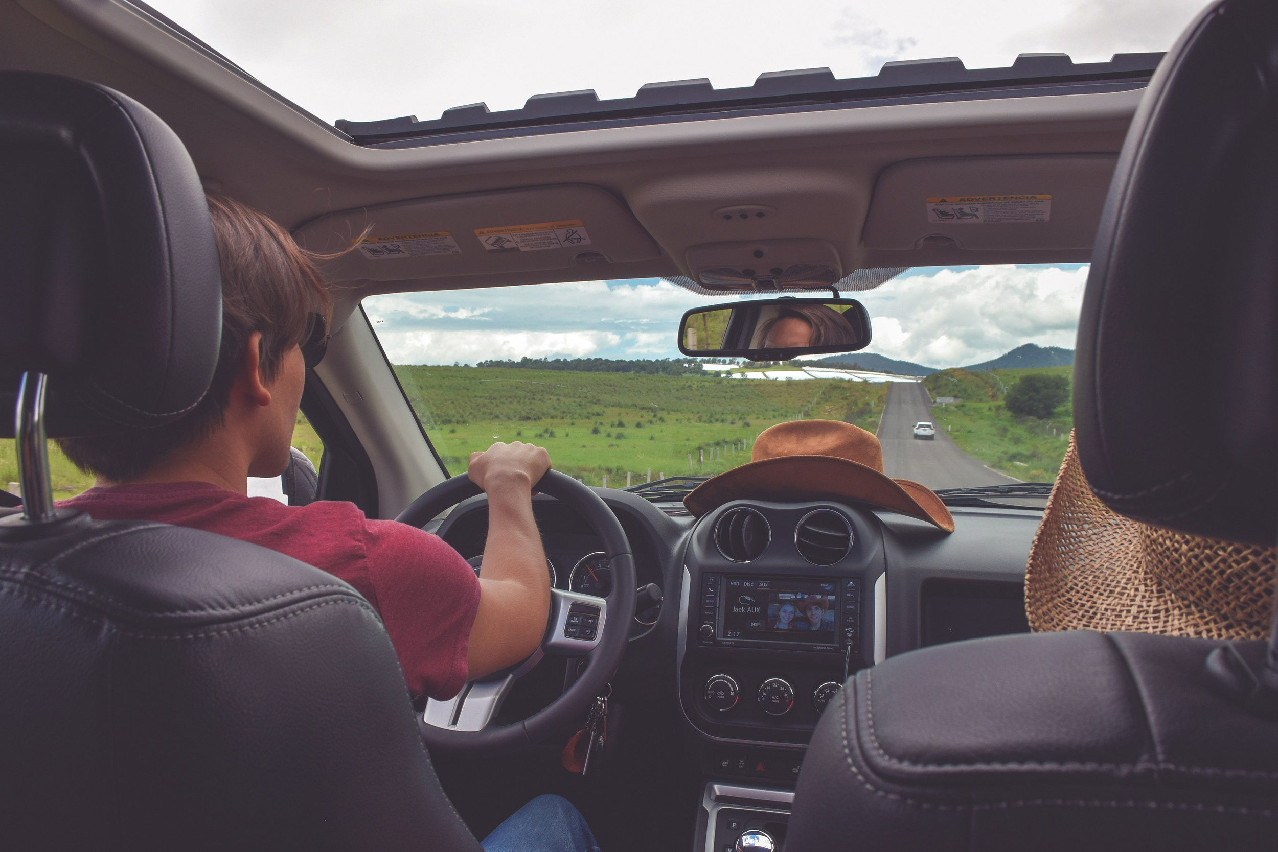 Reasons to choose a car with sunroof.