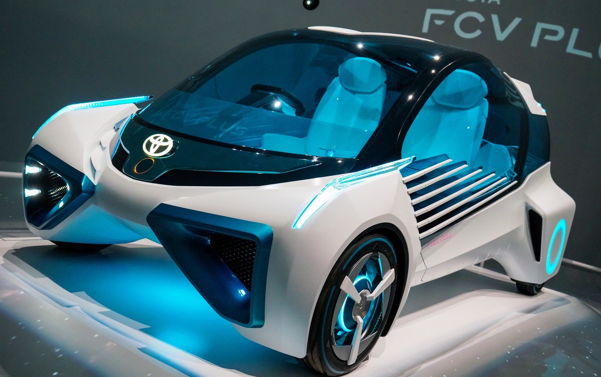 Hydrogen cars will fail.
