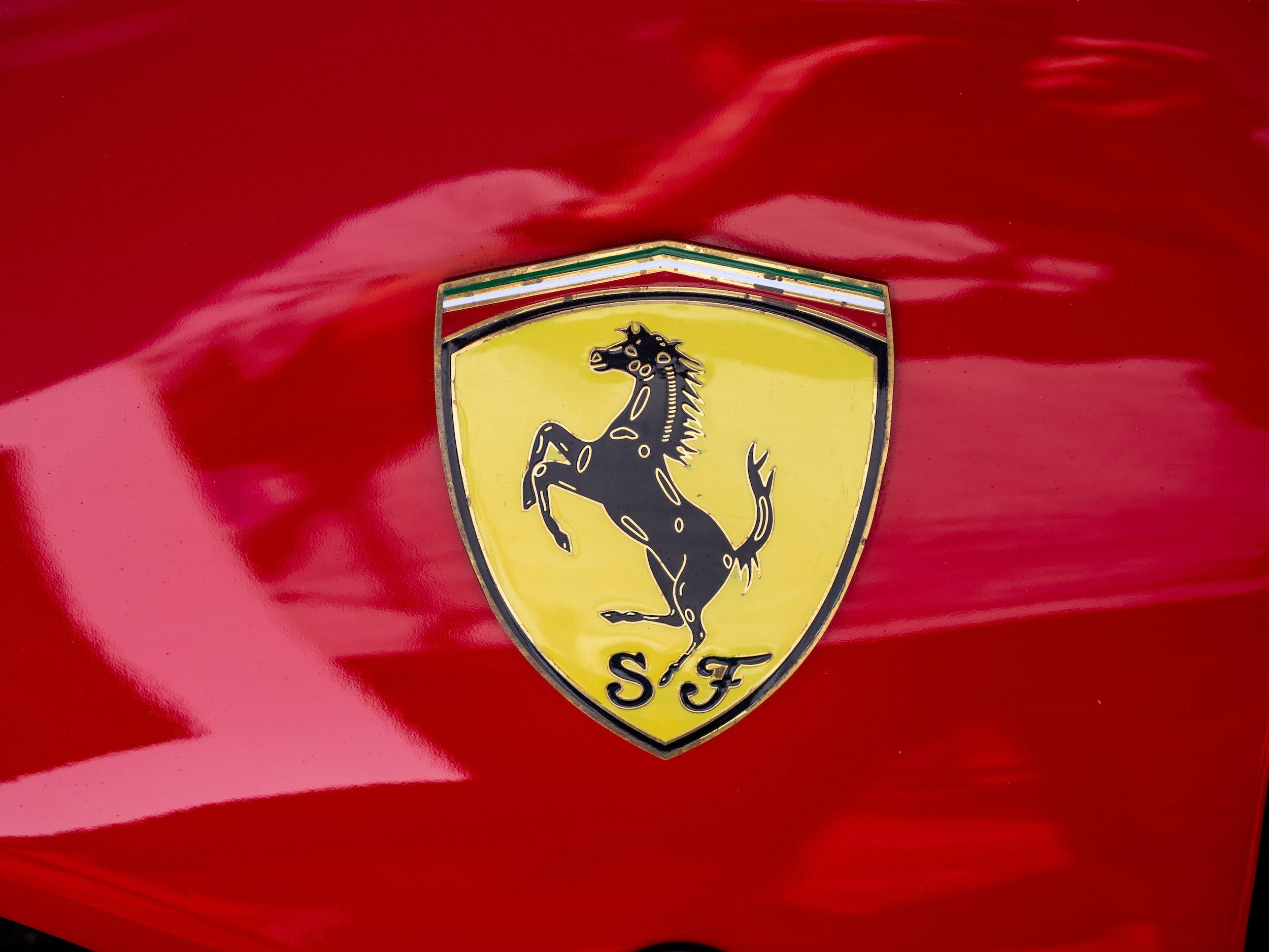 The Prancing Horse logo.