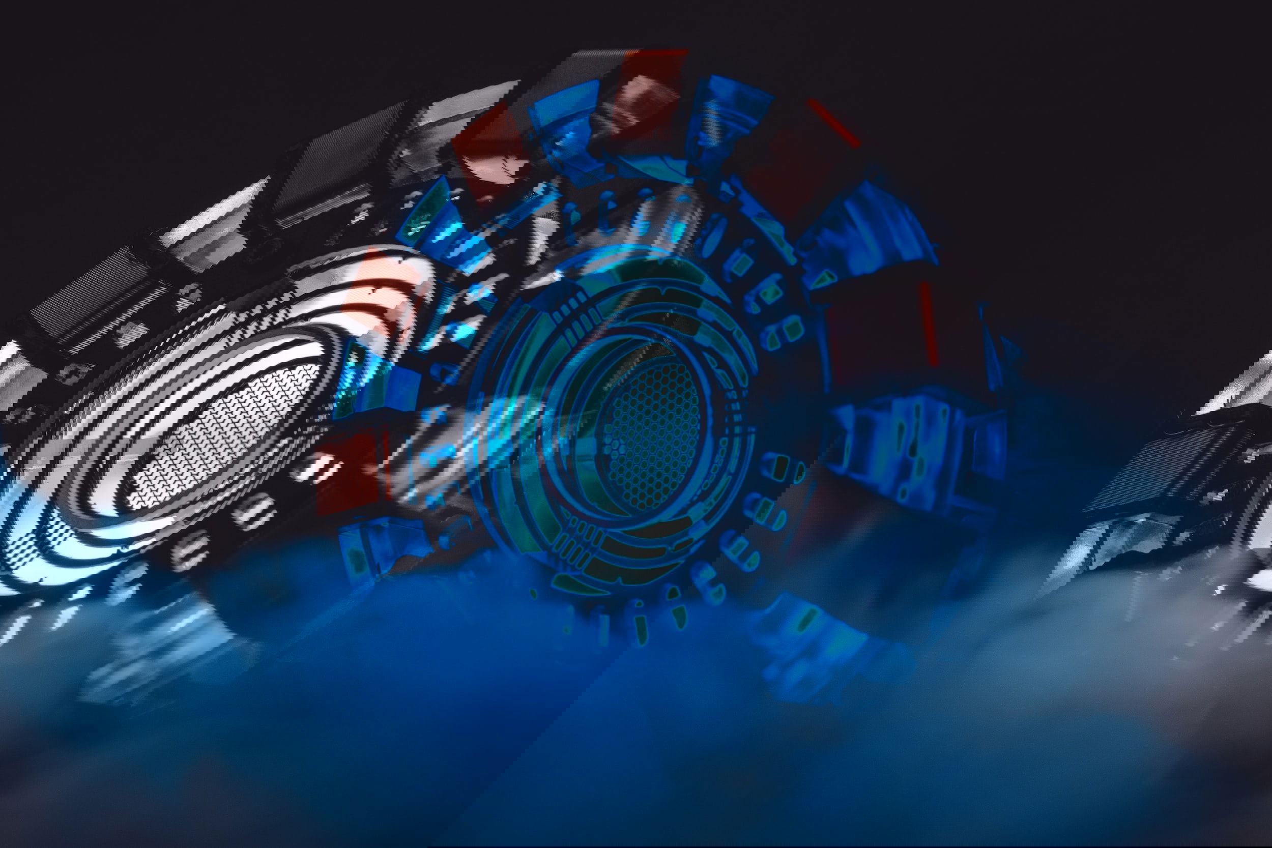 Csillagkapu szimbólum az autizmus mint eltérő érzékelési kapubeállítás metaforájaként – nyitott átjáró másfajta valóságérzékeléshez.