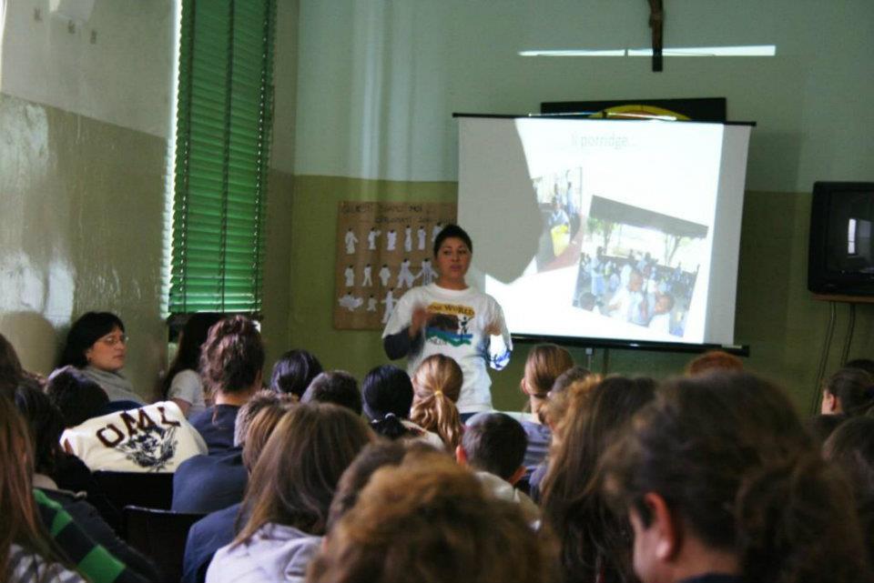 9 novembre 2011 :Incontro con le Scuole Medie dell'Istituto Santissima Annunziata di Rivarolo Canavese
