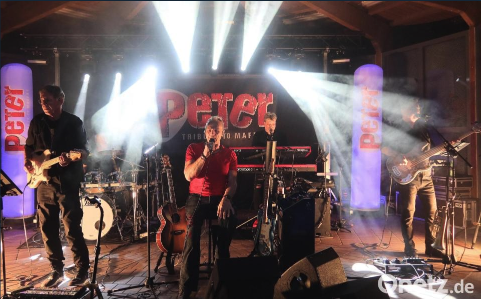 Mehr als 2500 Besucher feiern Maffay-Hits im Max-Reger-Park