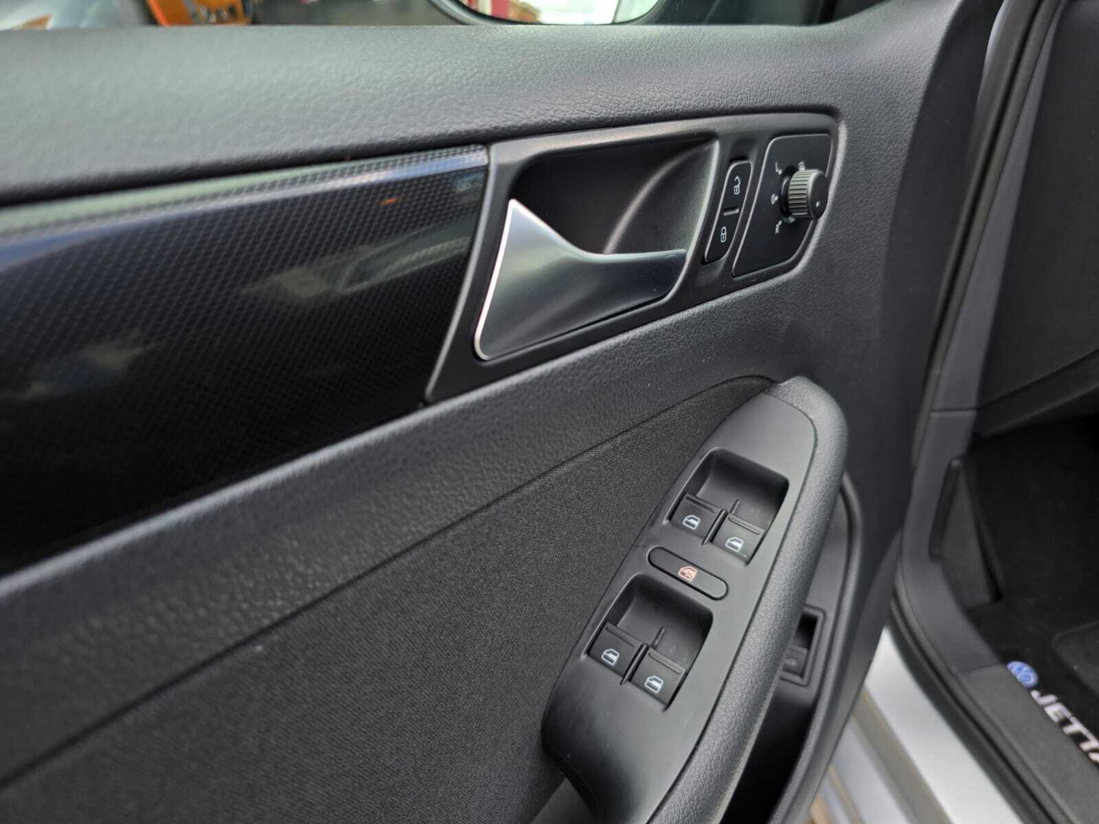 JETTA 2.0 COMFORTLINE TIPTRONIC R$64.900,00