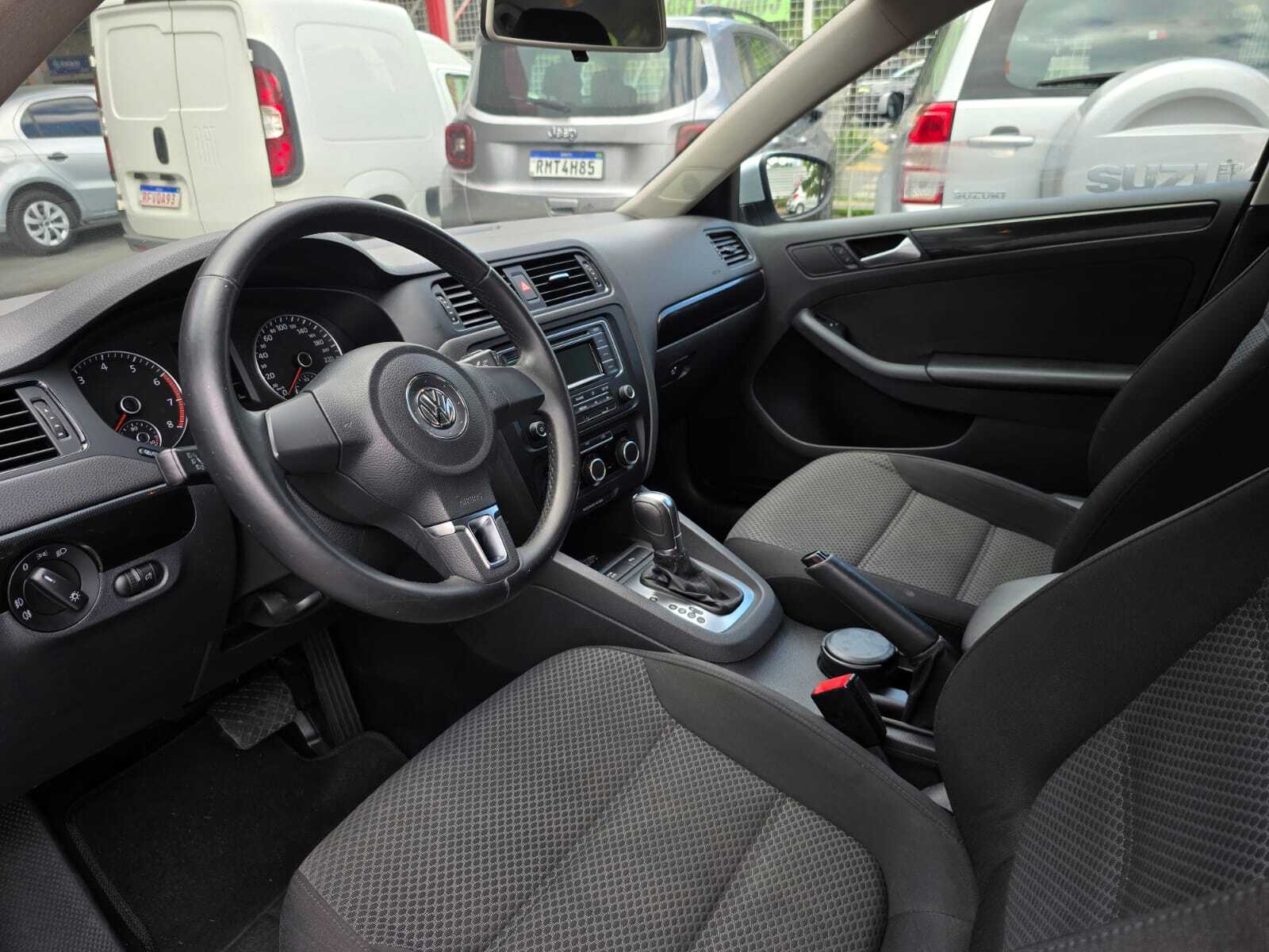 JETTA 2.0 COMFORTLINE TIPTRONIC R$64.900,00