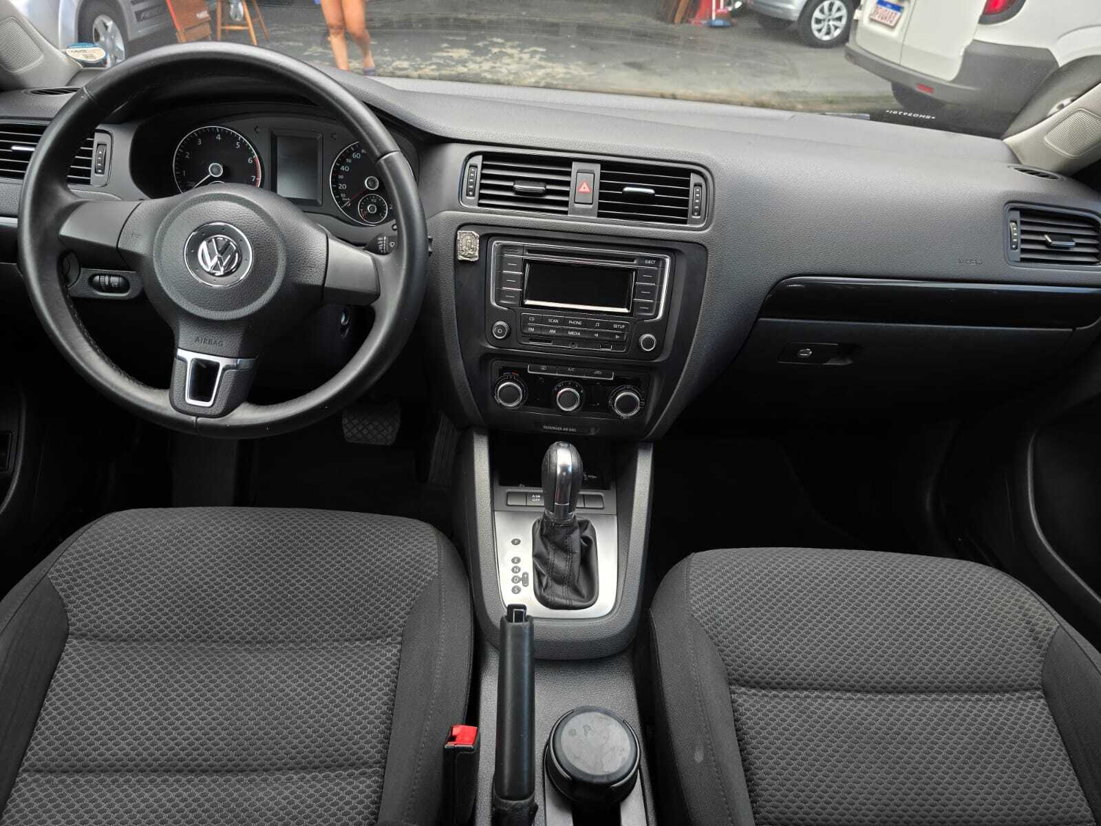 JETTA 2.0 COMFORTLINE TIPTRONIC R$64.900,00