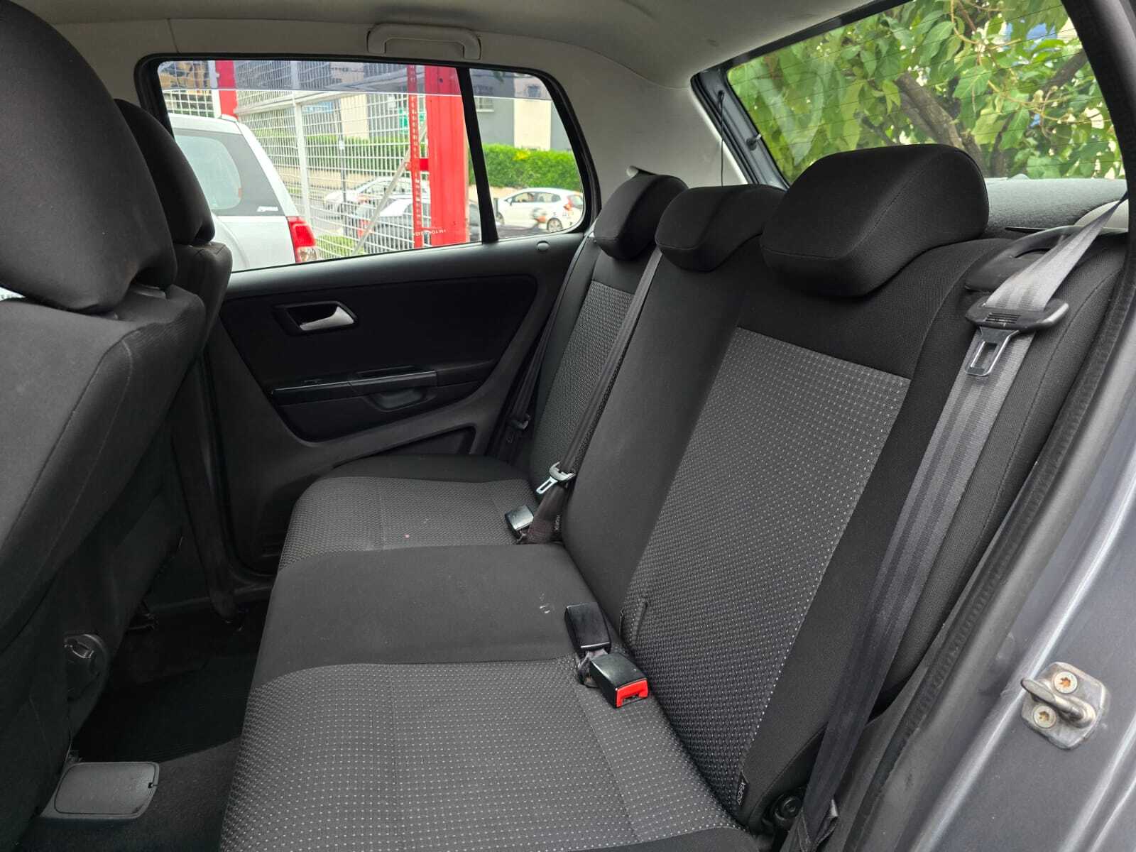 FOX 1.6 MSI CONNECT R$64.900,00