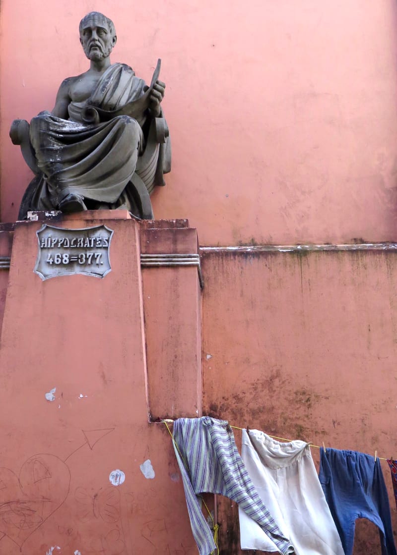 “Fotografiar es colocar la cabeza, el ojo y el corazón en el mismo eje”. Henri Cartier-Bresson