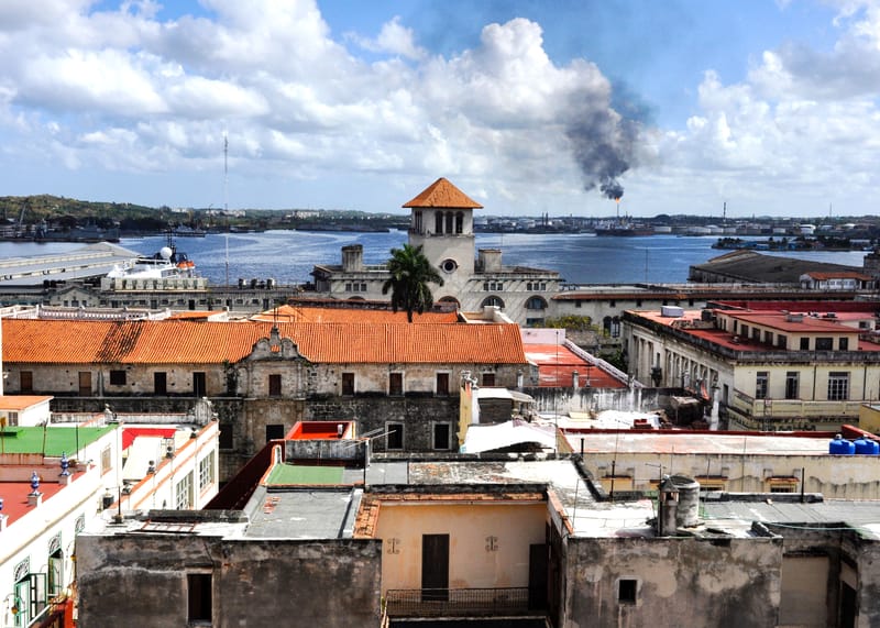“No hacemos fotos con nuestras cámaras. Las hacemos con nuestro corazón y las hacemos con nuestras mentes, y la cámara no es más que una herramienta”. Arnold Newman