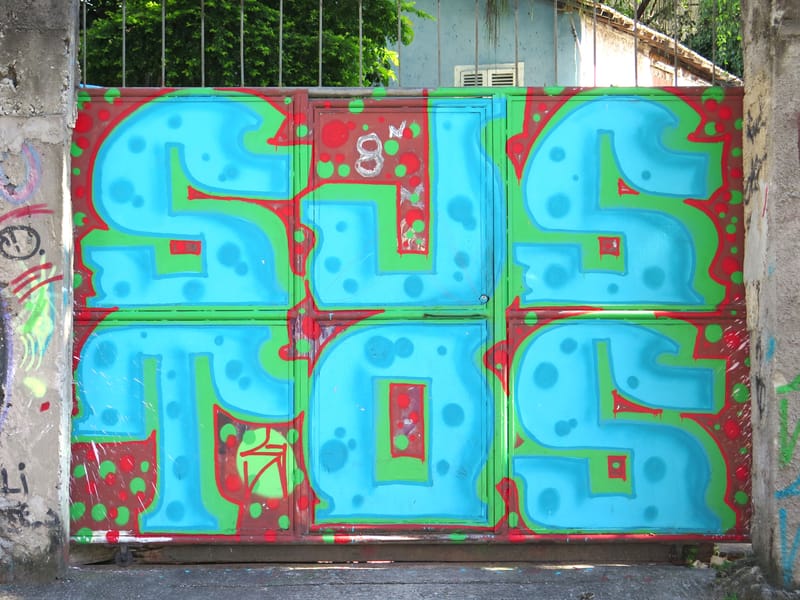 “A través del ojo fotográfico se puede ver el mundo bajo una nueva luz; un mundo en su mayor parte inexplorado y desconocido; un mundo que aguarda ser descubierto y revelado”. Edward Weston