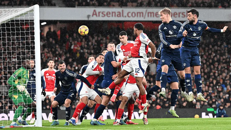 The Big Game at the Emirates stadium. Arsenal 2-0 Manchester United: Timber and Saliba Strike from Set-Pieces to Close Gap on Liverpool
