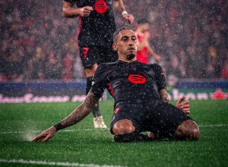 "UCL Madness in Lisbon: Historic Fightback! Barcelona Rally from 4-2 Down to Stun Benfica 5-4 in UCL Thriller"