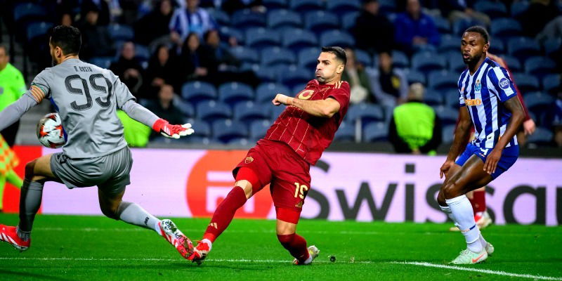 Porto and Roma Clash Ends in Dramatic 1-1 Draw