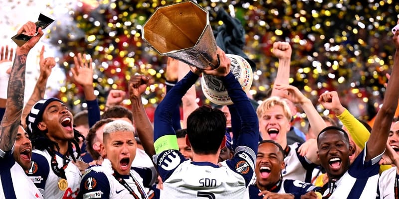 Spurs End 17-Year Wait: Brennan Johnson Fires Tottenham to Europa League Glory Over Manchester United