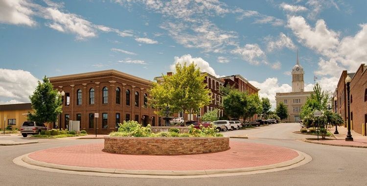 Exploring the Charms of Columbia, Tennessee 38401