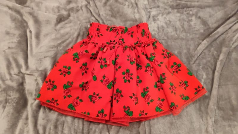 Spódnica czerwona z gorsetem