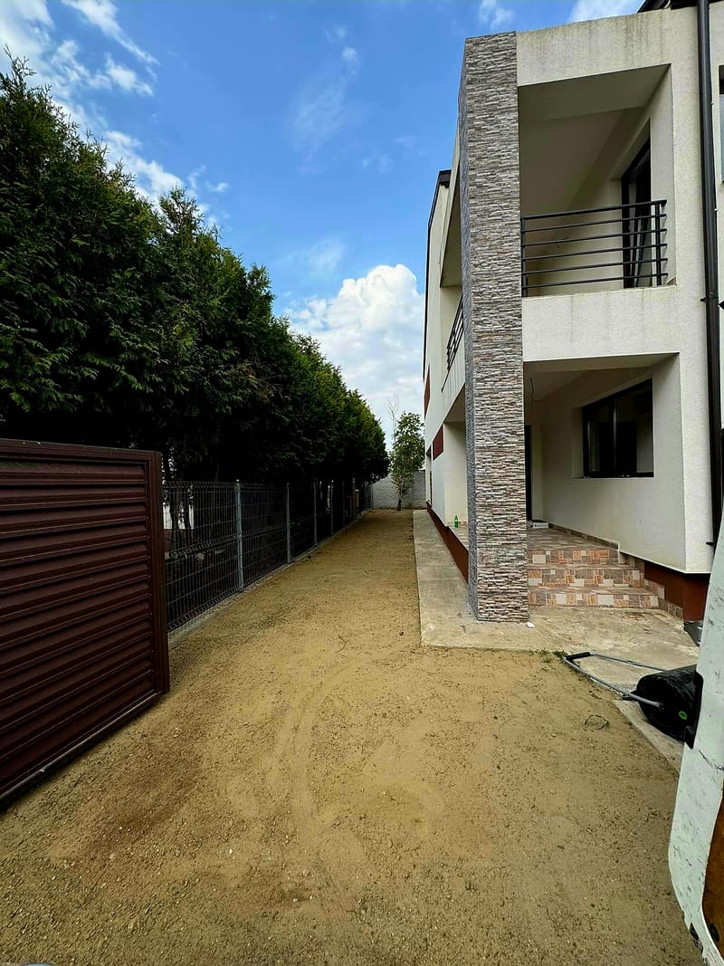 Pregatirea Profesionala a Terenului pentru un Gazon Perfect