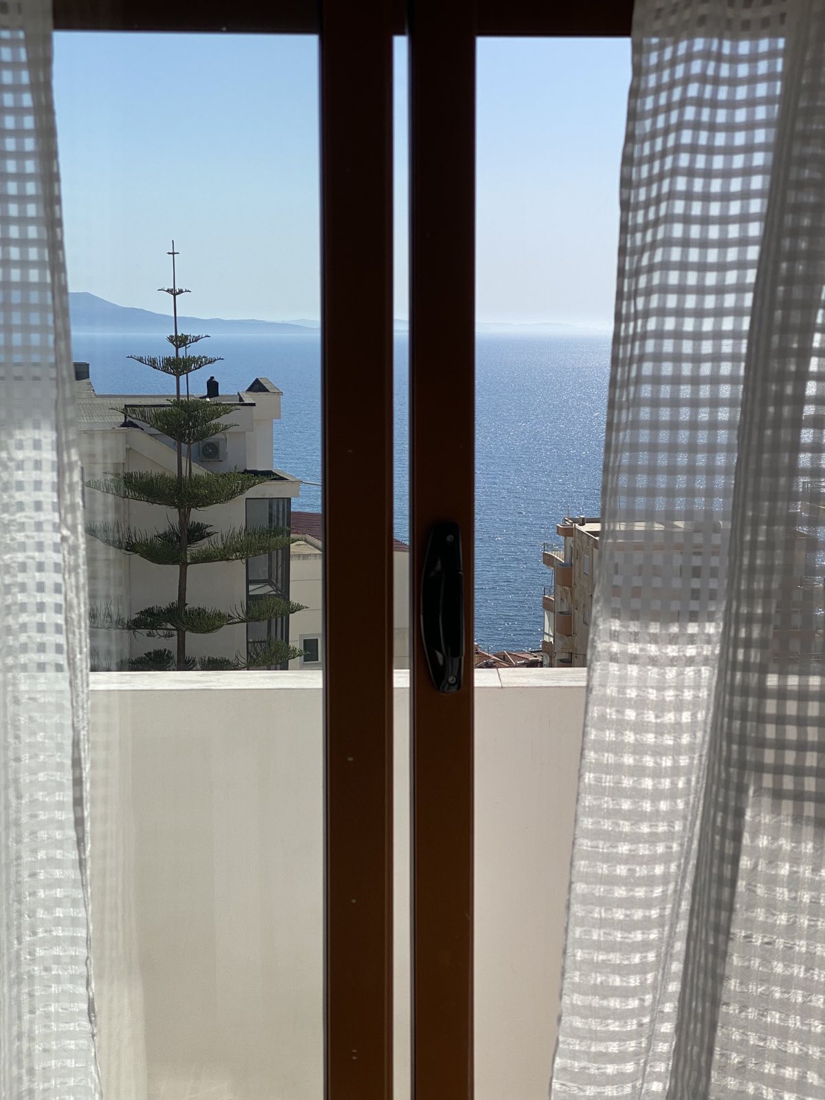 1+1 LAKÁSOK (5+1 FEKVŐHELY)