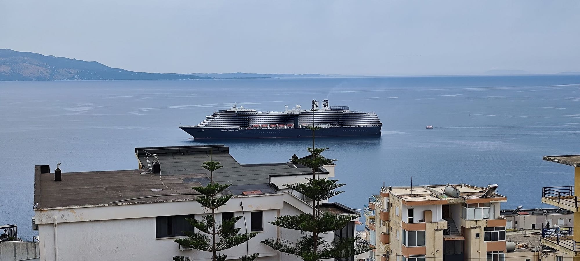 1+1 LAKÁSOK (5+1 FEKVŐHELY)