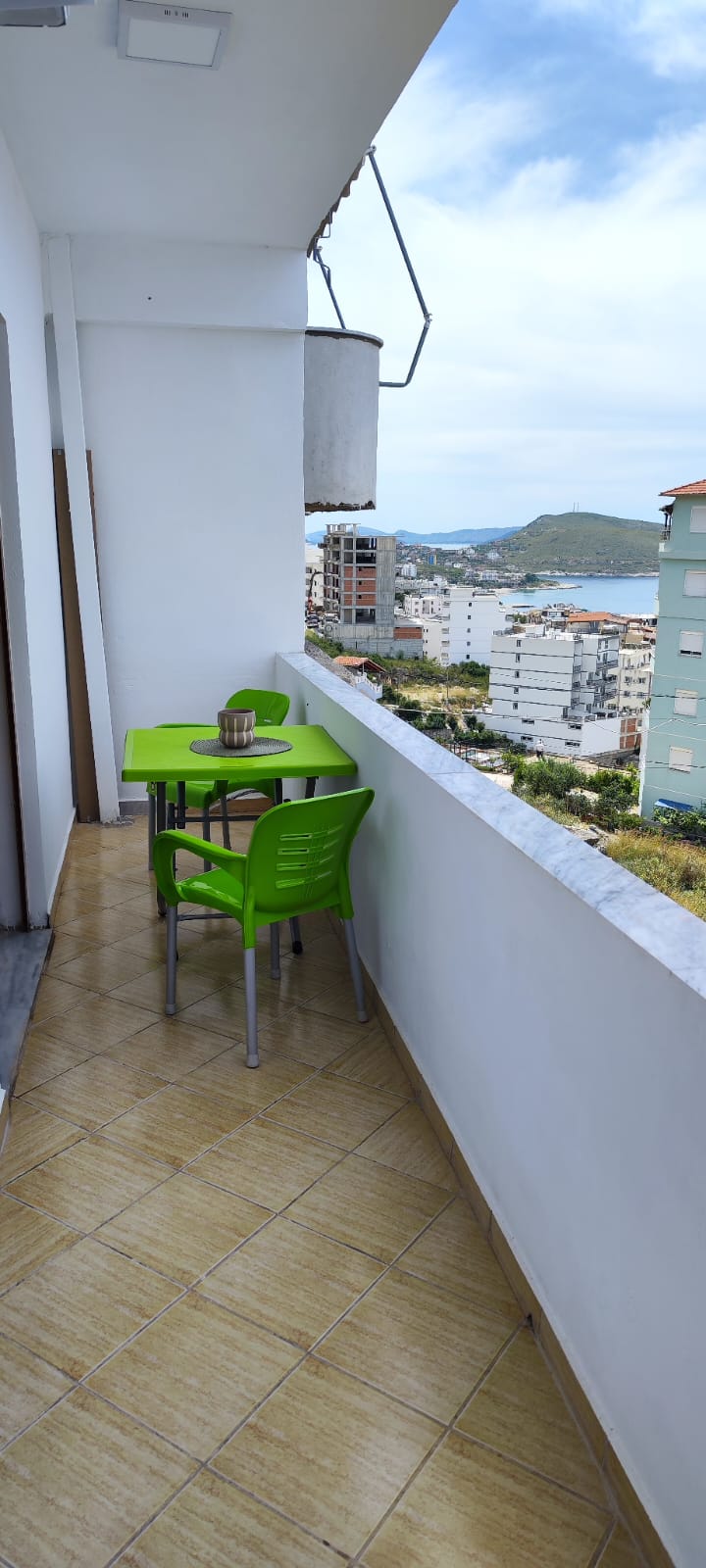 1+1 LAKÁSOK (5+1 FEKVŐHELY)