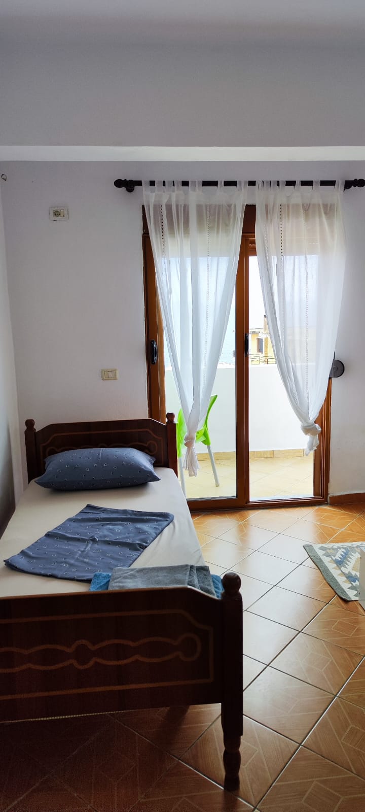 1+1 LAKÁSOK (5+1 FEKVŐHELY)