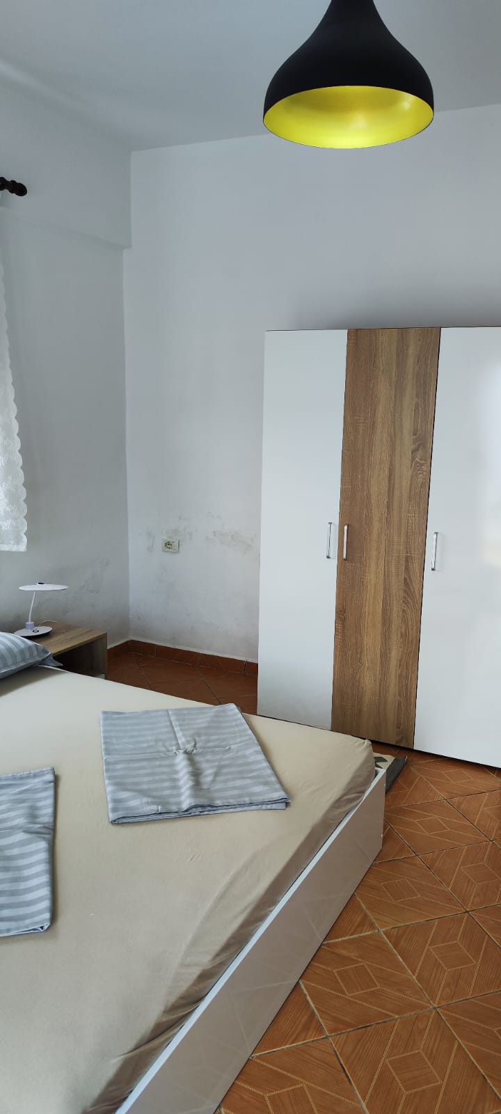 1+1 LAKÁSOK (5+1 FEKVŐHELY)