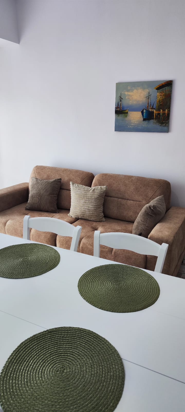 1+1 LAKÁSOK (5+1 FEKVŐHELY)