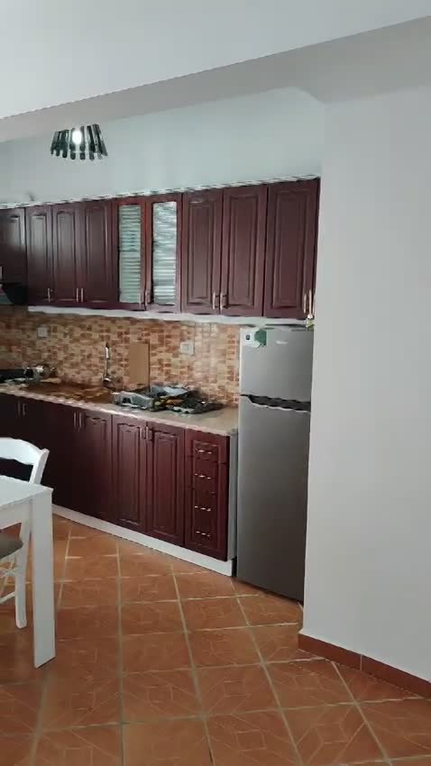 1+1 LAKÁSOK (5+1 FEKVŐHELY)