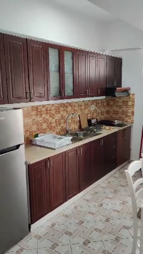 1+1 LAKÁSOK (5+1 FEKVŐHELY)