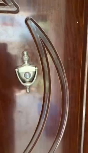 TÁRSASHÁZI LAKÁSOK, 6 LAKÁS EGY ÉPÜLETBEN, PARTON, BELVÁROSBAN