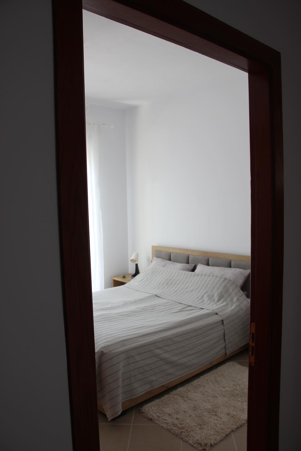 TÁRSASHÁZI LAKÁSOK, 6 LAKÁS EGY ÉPÜLETBEN, PARTON, BELVÁROSBAN