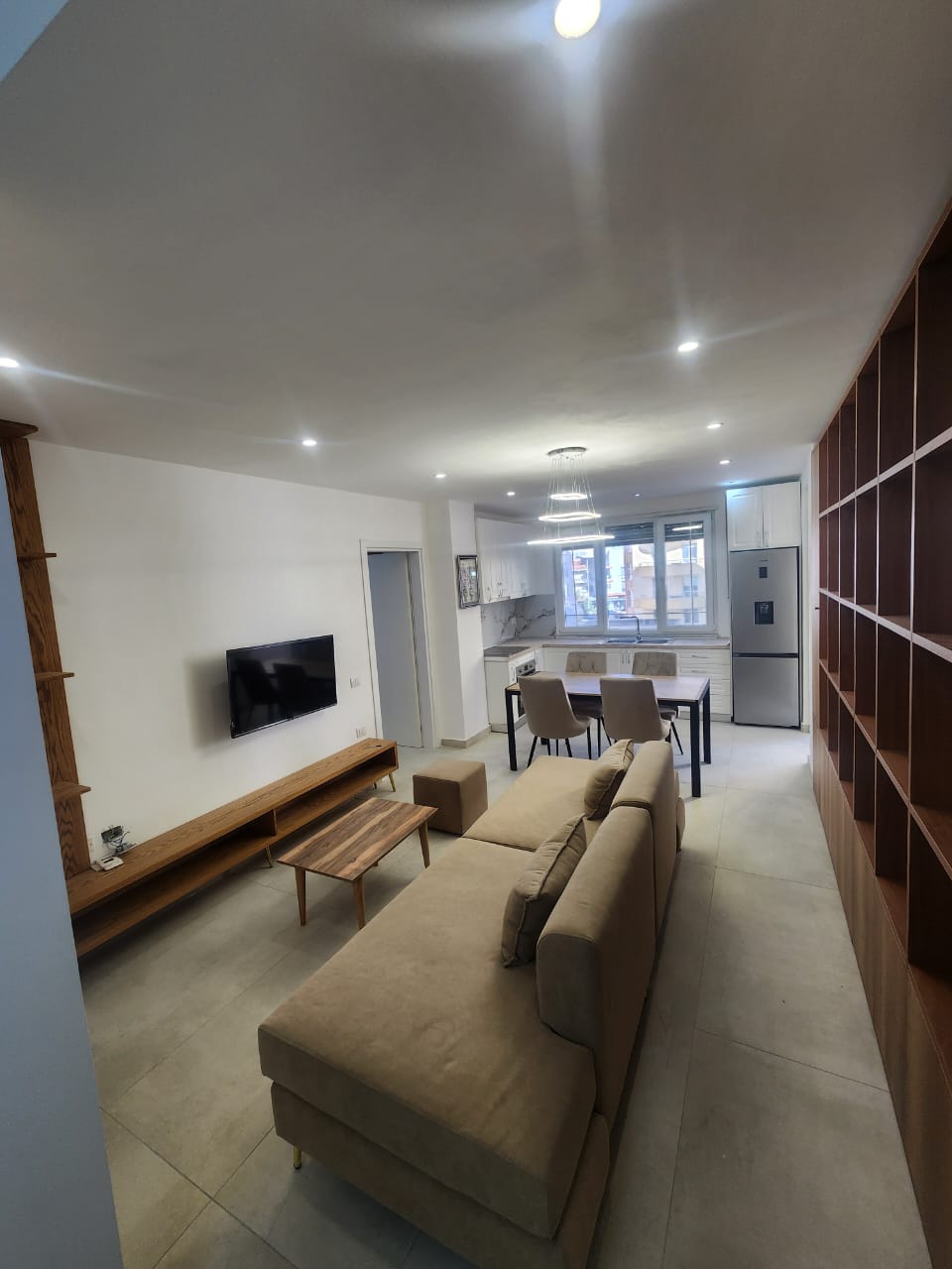 Durres öbölben lakás eladó