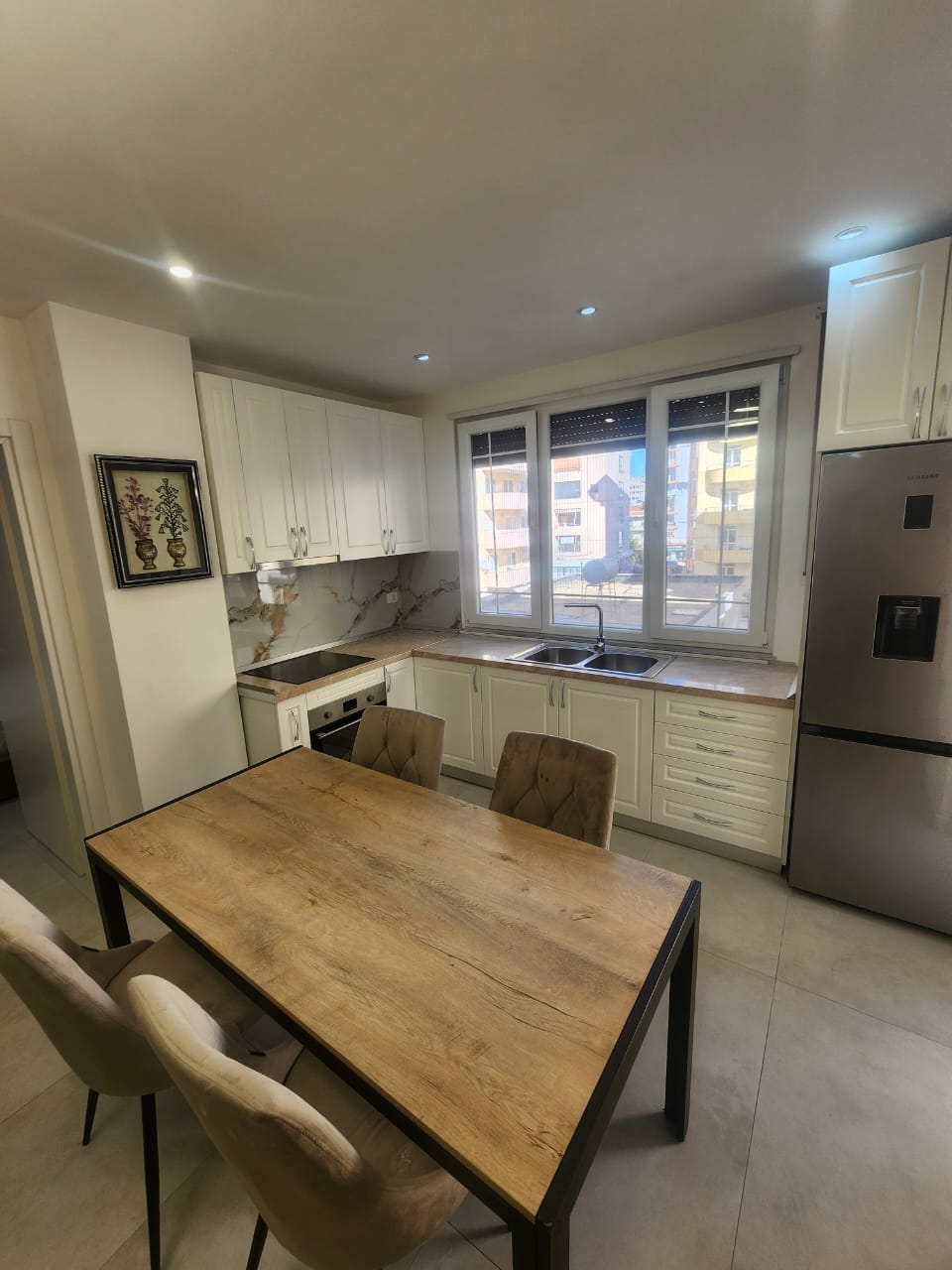 Durres öbölben lakás eladó