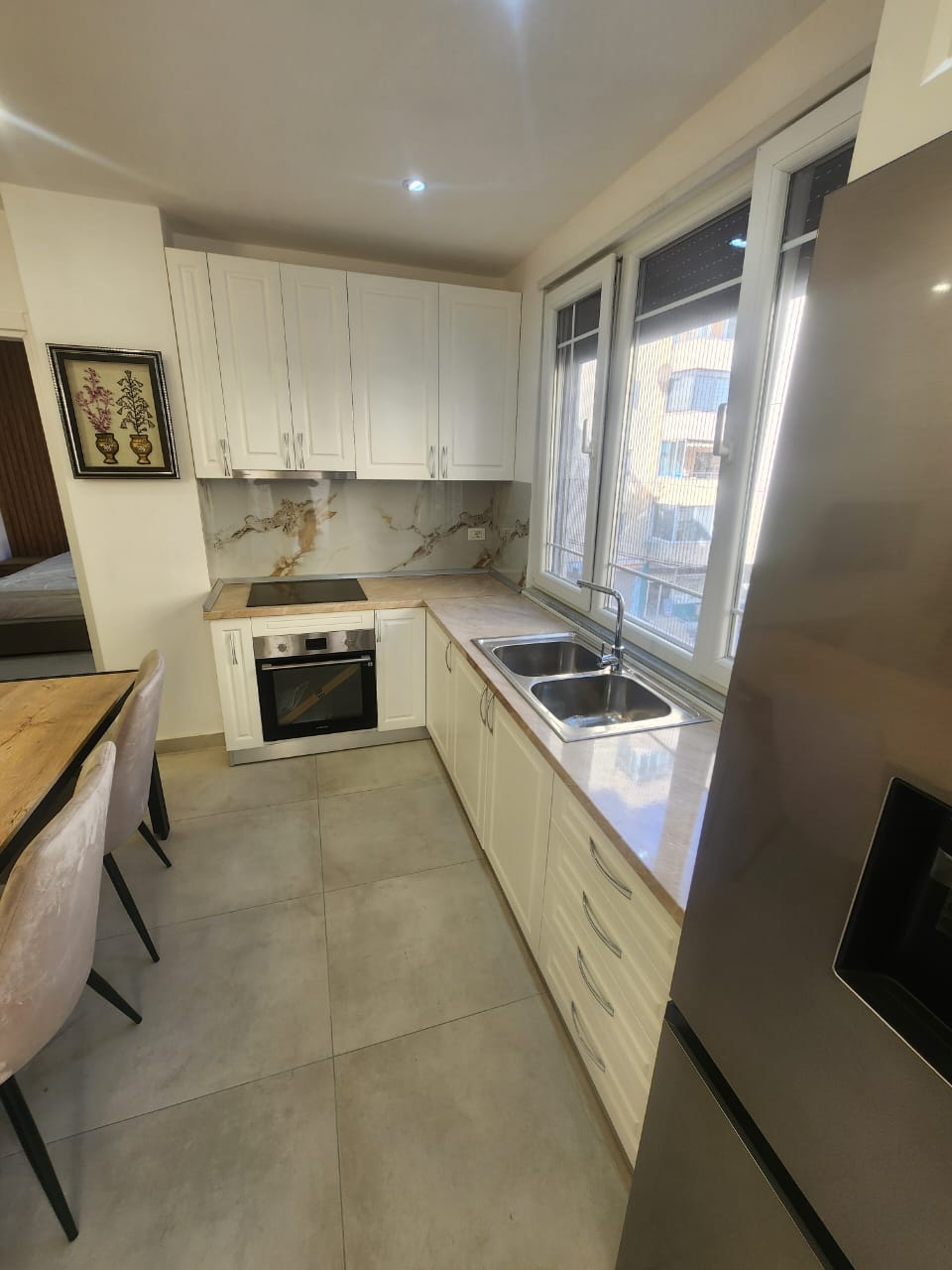 Durres öbölben lakás eladó