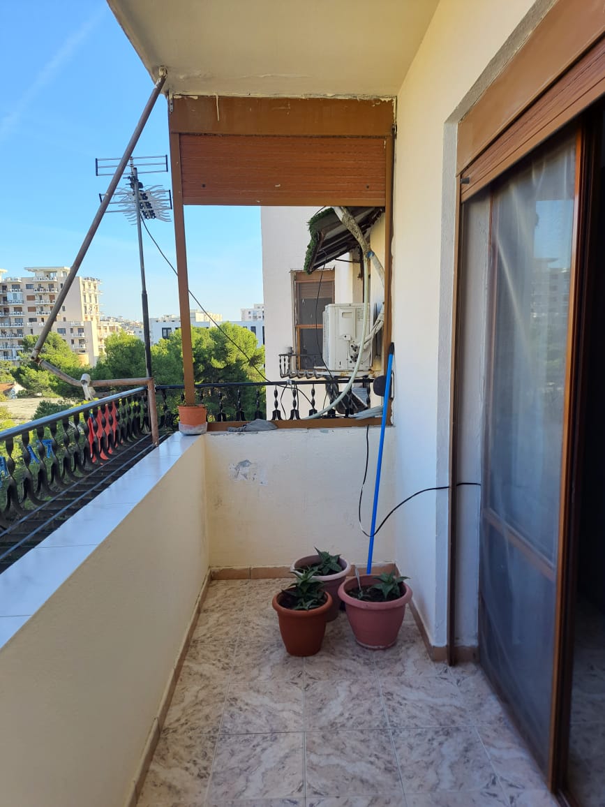 Durres öbölben lakás eladó