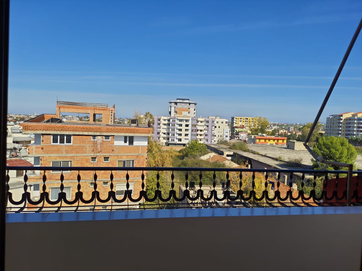 Durres öbölben lakás eladó