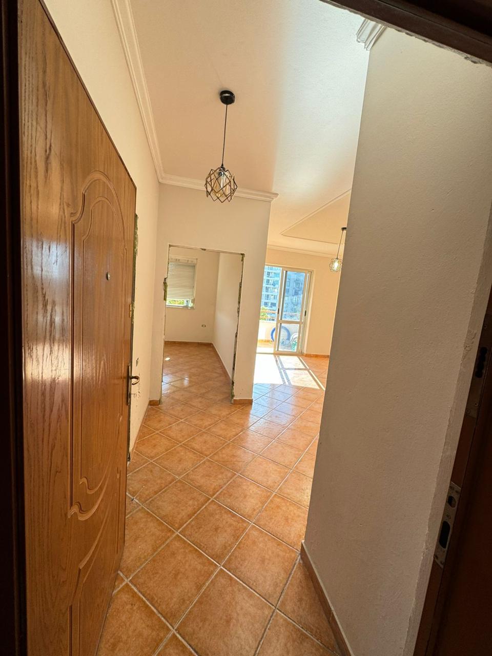 Durres öbölben lakás eladó