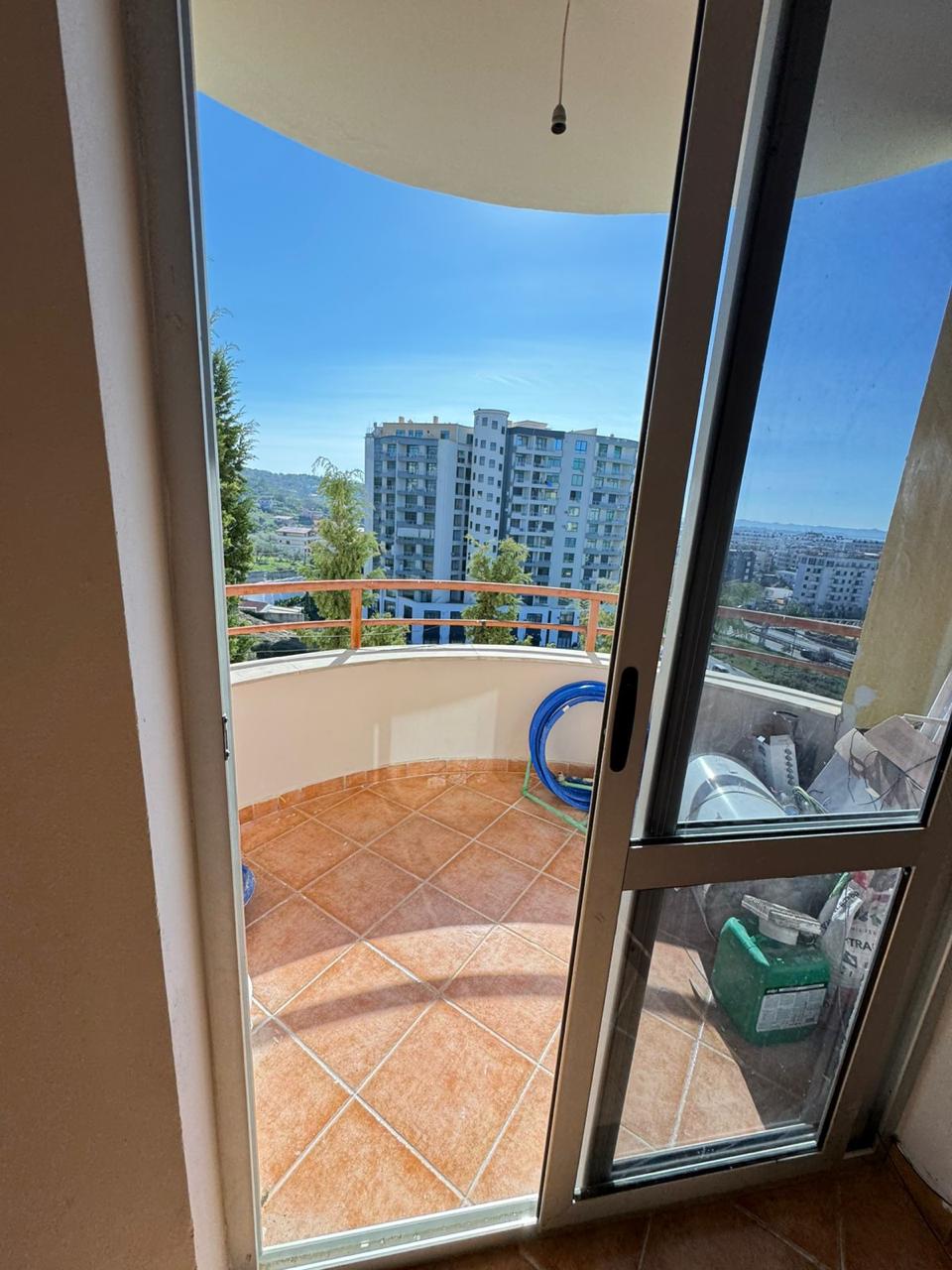 Durres öbölben lakás eladó