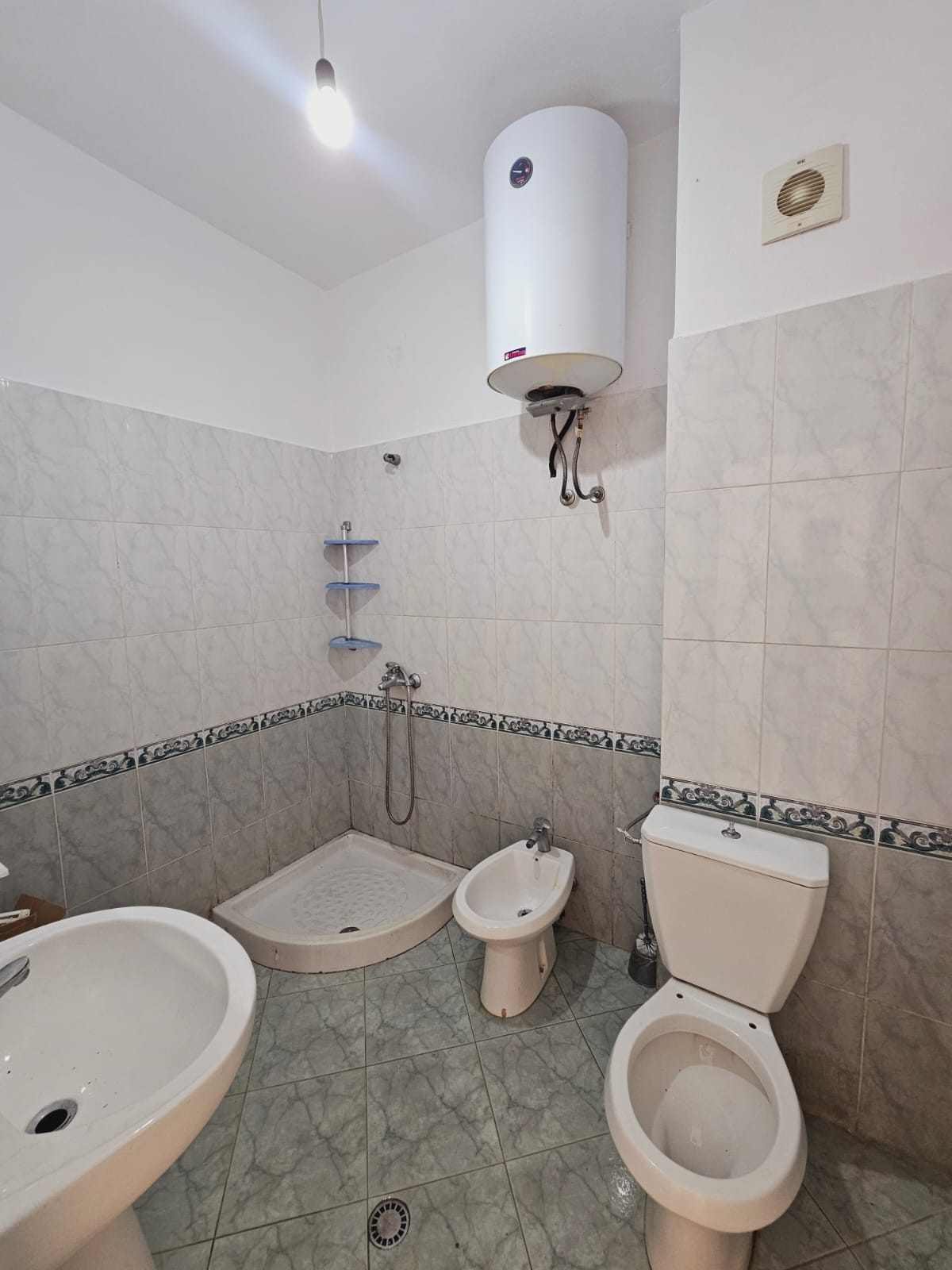 Durres öbölben lakás eladó