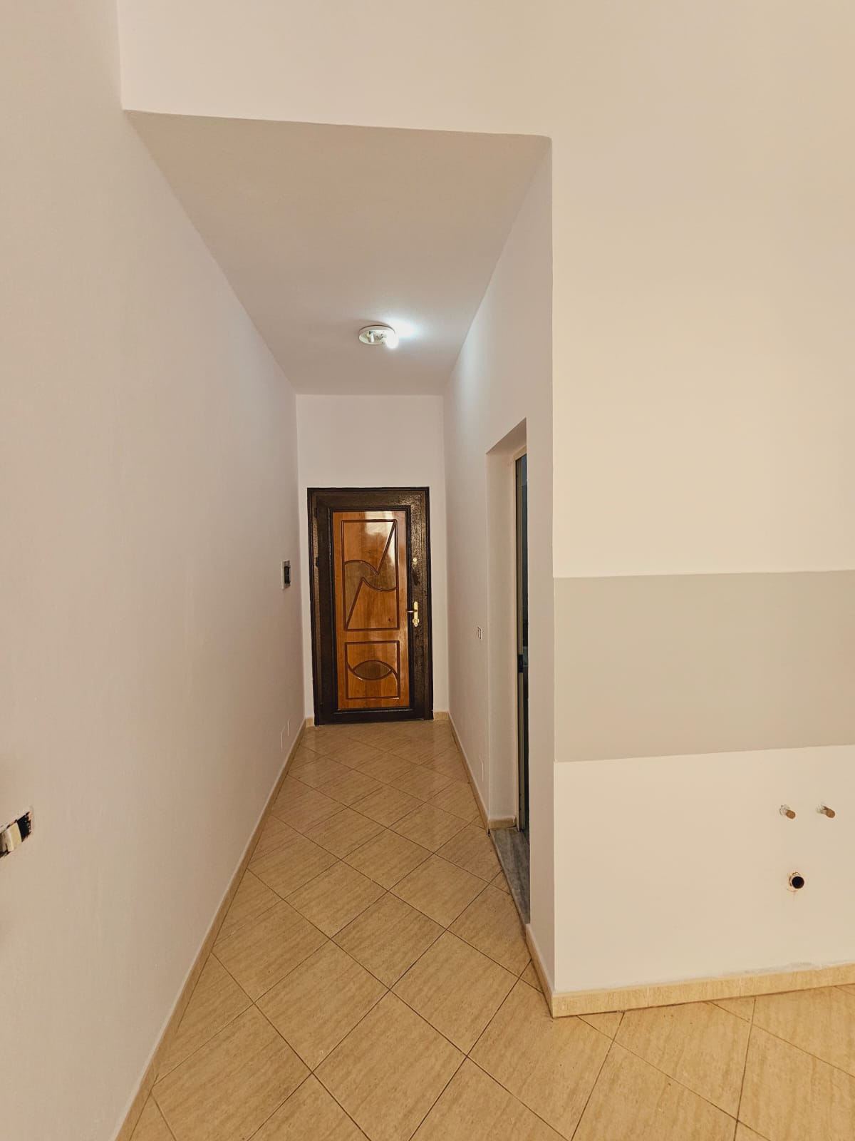 Durres öbölben lakás eladó