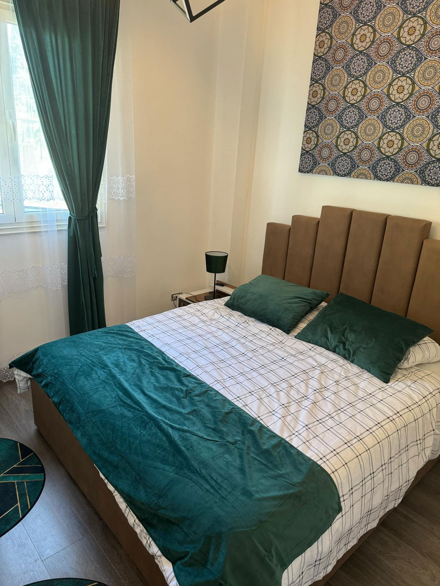 Albániában kertes családi ház eladó!