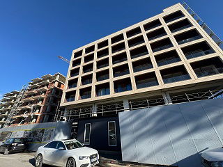 Az Albán Adriai tengerparton, a Durres öbölben, Golemben most épülő társasházi komplexumban lakások eladók!