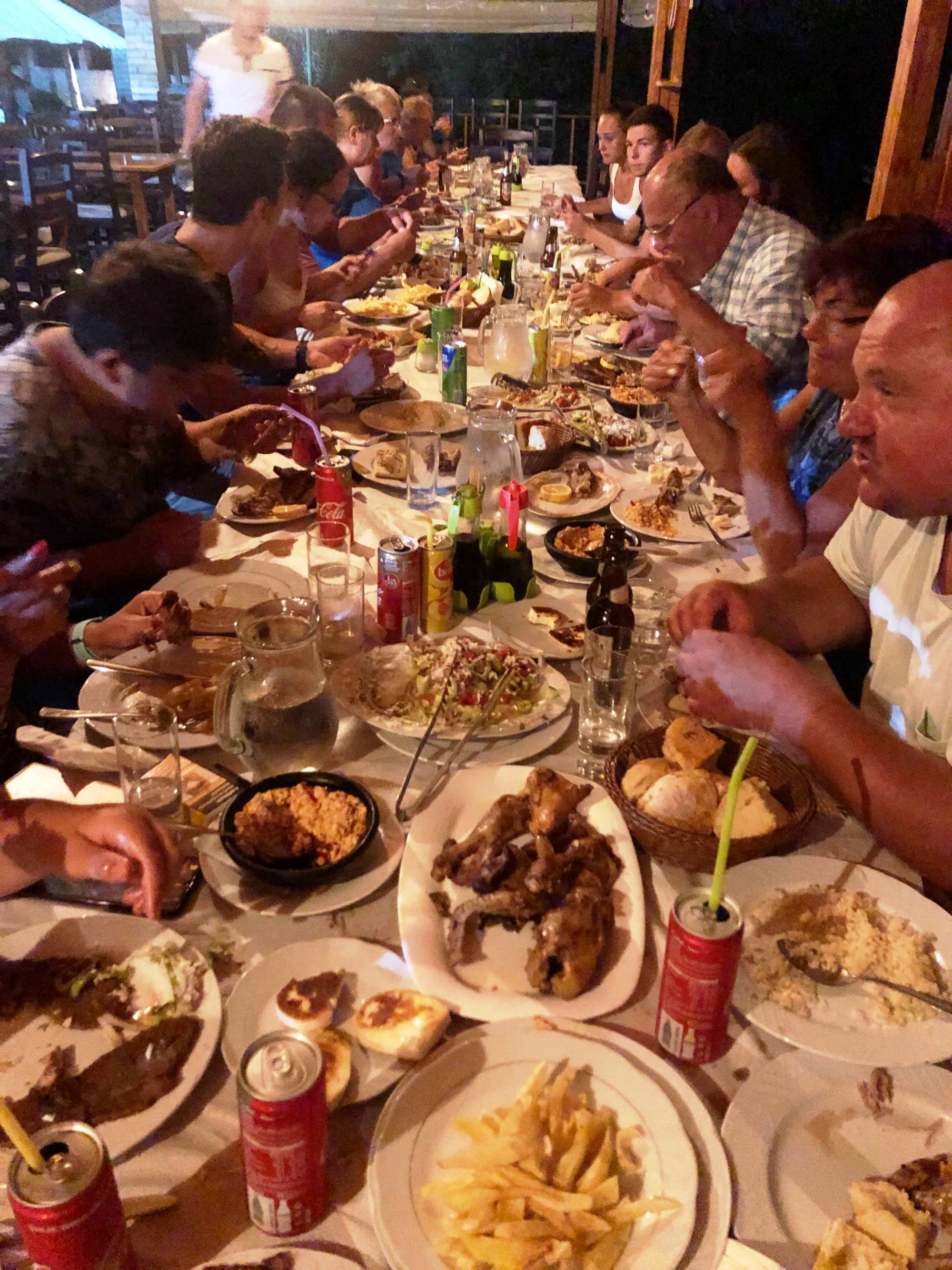 DURRES ÖBÖL INDUKÓ PROGRAMOK, TÚRÁK, KIRÁNDULÁSOK