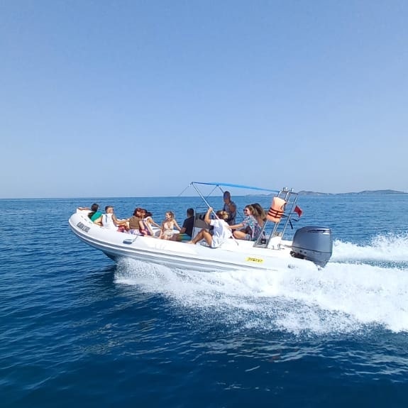 DURRES ÖBÖL INDUKÓ PROGRAMOK, TÚRÁK, KIRÁNDULÁSOK